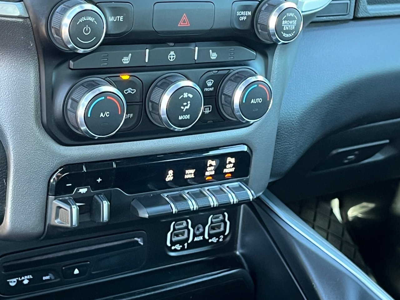 Used 2019 RAM 1500 Big Horn AWD/4WD image 26