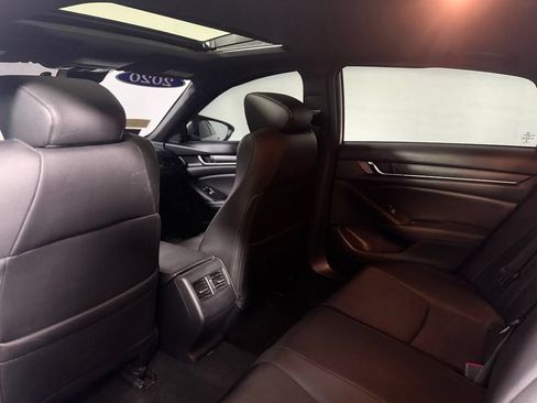 Used 2020 Honda Accord Sport image 23