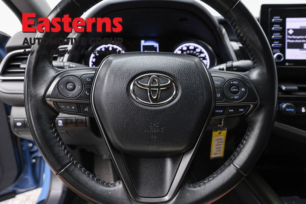 Used 2023 Toyota Camry SE FWD image 10