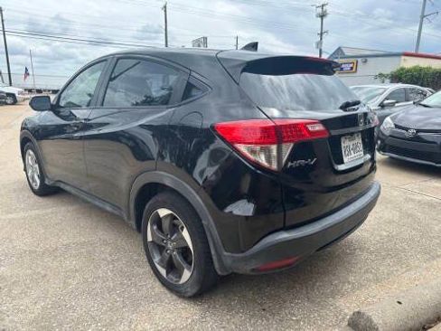 Used 2019 Honda HR-V LX image 8