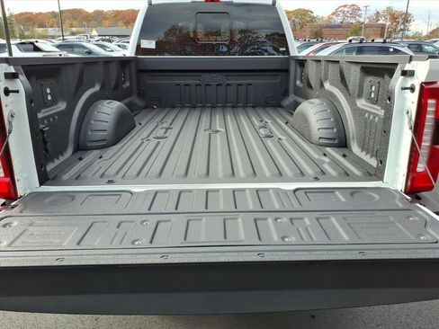 New 2026 Ford F350 Lariat w/ Lariat Premium Package image 14