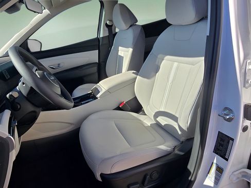 New 2026 Hyundai Tucson SEL image 13