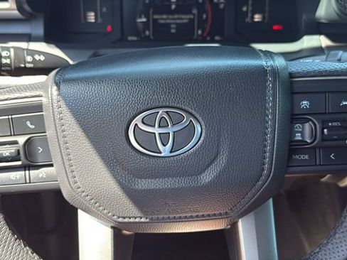 Used 2025 Toyota Tacoma SR5 w/ SR5 Upgrade Package RWD image 15