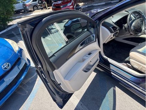 Used 2017 Lincoln MKZ Select w/ Select Plus Package FWD image 24