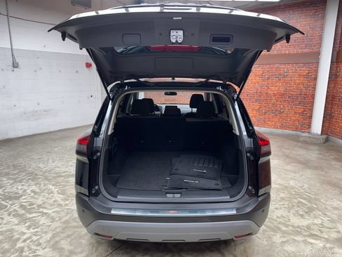 Used 2023 Nissan Rogue SV AWD/4WD image 26