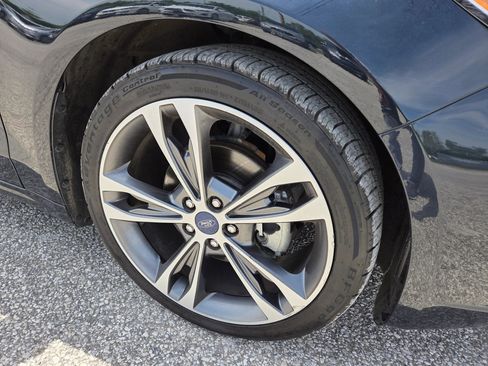 Used 2020 Ford Fusion Titanium FWD image 9