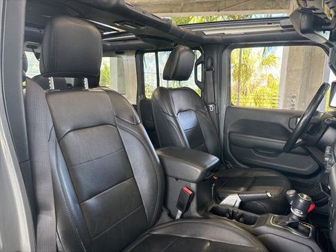 Certified 2021 Jeep Wrangler Unlimited Sahara AWD/4WD image 27