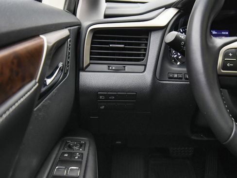 Used 2022 Lexus RX 350L Premium image 36