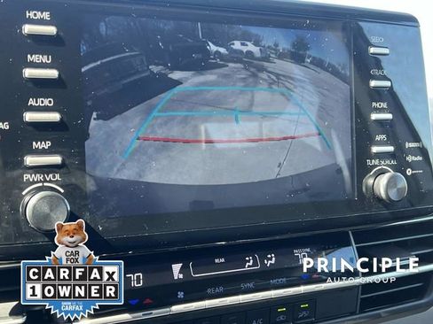 Used 2024 Toyota Sienna LE image 24