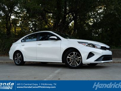 Used 2023 Kia Forte LXS w/ LXS Technology Package