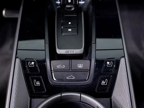 Certified 2024 Porsche 911 Carrera S w/ Sport Package image 21