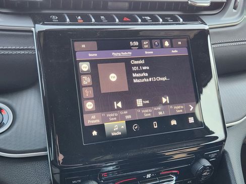 New 2026 Jeep Grand Cherokee Laredo image 12