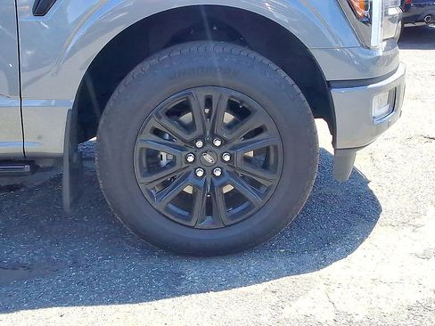 Certified 2024 Ford F150 Platinum w/ FX4 Off-Road Package AWD/4WD image 33