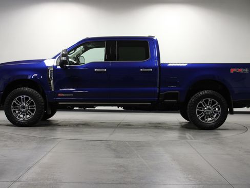 Used 2026 Ford F350 Platinum w/ Platinum Plus Package AWD/4WD image 7