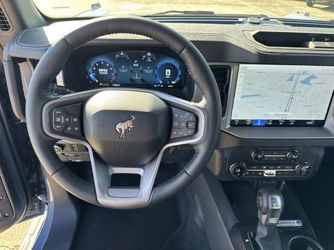 New 2025 Ford Bronco Outer Banks image 23