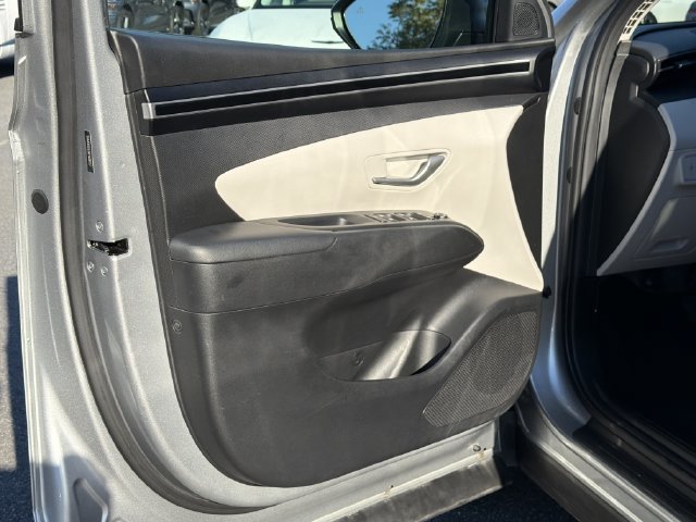 Used 2024 Hyundai Tucson SEL FWD image 12
