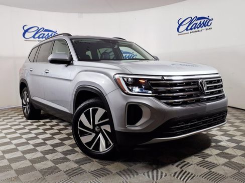 Used 2024 Volkswagen Atlas SE AWD/4WD image 1