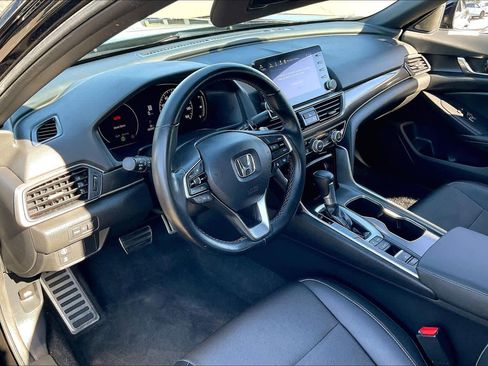 Used 2022 Honda Accord Sport image 15