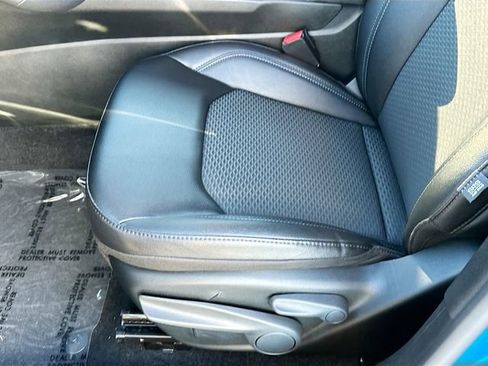 Used 2026 Jeep Compass Latitude image 18