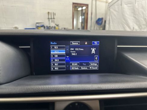 Used 2014 Lexus IS 350 w/ Navigation Package image 18