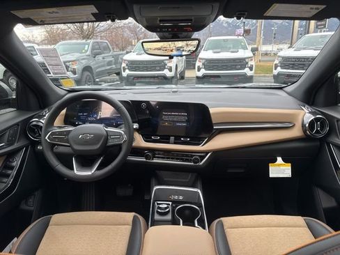 New 2026 Chevrolet Equinox ACTIV w/ Convenience Package III AWD/4WD image 14