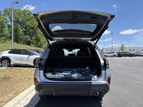 New 2026 Subaru Forester Touring AWD/4WD image 11