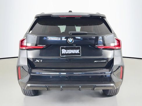 Used 2023 BMW X1 xDrive28i w/ M Sport Package AWD/4WD image 6