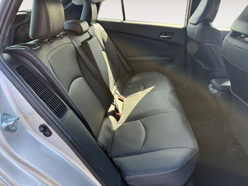 Used 2022 Toyota Prius Prime XLE FWD image 18