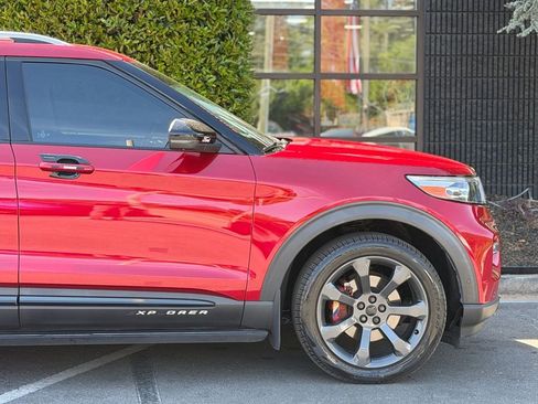 Used 2020 Ford Explorer Platinum w/ Premium Technology Package image 23