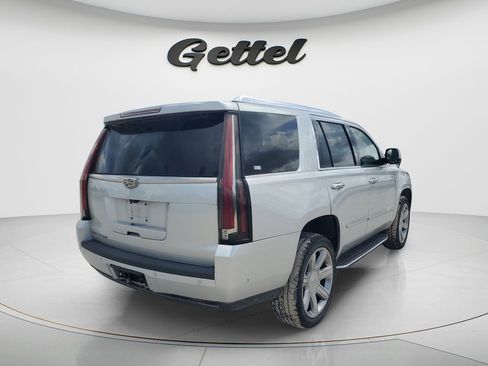 Used 2019 Cadillac Escalade Luxury AWD/4WD image 5