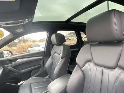 Used 2020 Audi Q5 2.0T Premium w/ Titanium Sport Package image 21