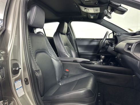 Used 2020 Lexus UX 250h w/ Premium Package image 28