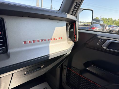 Used 2024 Ford Bronco Raptor w/ Interior Carbon Fiber Pack 6 AWD/4WD image 23