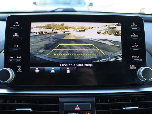 Used 2019 Honda Accord Sport image 18