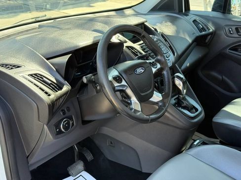 Used 2017 Ford Transit Connect XL FWD image 18