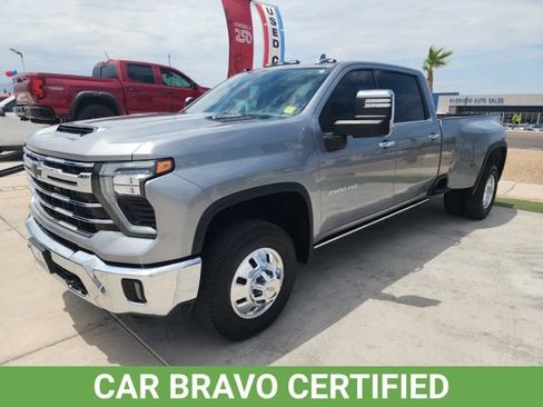 Certified 2025 Chevrolet Silverado 3500 LTZ w/ LTZ Convenience Package AWD/4WD image 8