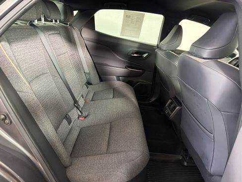 Used 2023 Toyota Crown AWD/4WD image 29