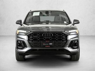 Certified 2025 Audi Q5 e Premium Plus w/ Premium Plus Package video 2