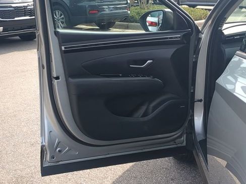 Used 2022 Hyundai Tucson Limited w/ Cargo Package image 19