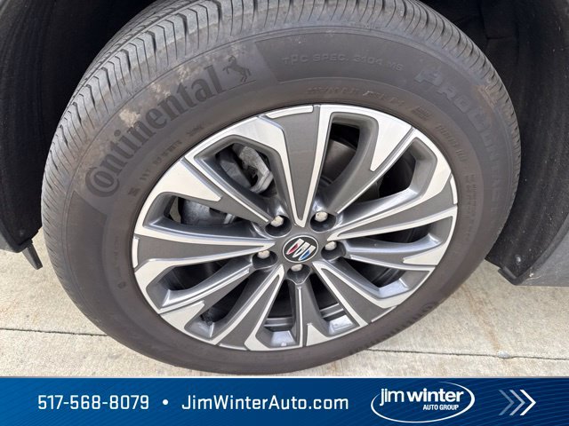 Used 2025 Buick Envision Preferred AWD/4WD image 3