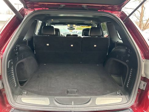 Used 2018 Jeep Grand Cherokee Limited image 40