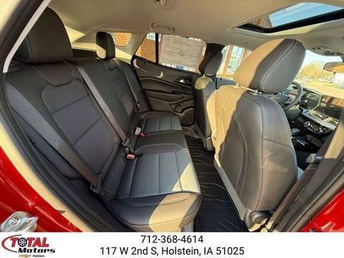 New 2026 Chevrolet Trax LT w/ Sunroof Package FWD image 12