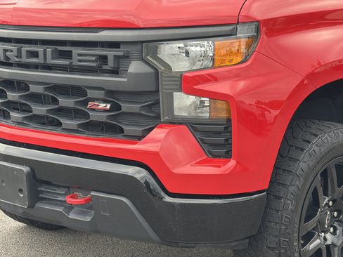 Used 2023 Chevrolet Silverado 1500 Custom Trail Boss AWD/4WD image 15
