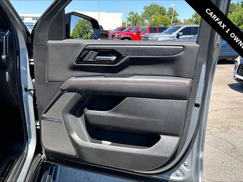 Used 2026 GMC Yukon AT4 Ultimate w/ LPO, Floor Liner Package AWD/4WD image 29