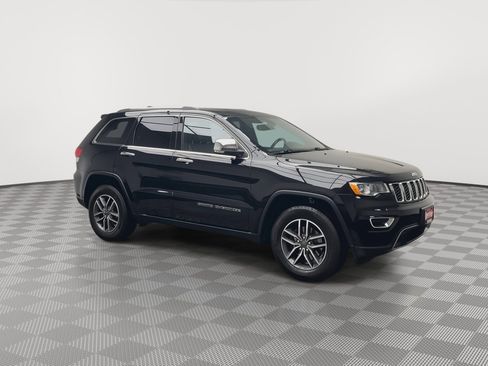 Used 2019 Jeep Grand Cherokee Limited w/ Trailer Tow Group IV image 41