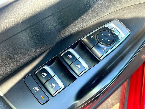 Used 2023 Kia K5 LXS FWD image 7