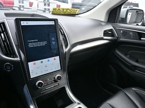 Used 2022 Ford Edge Titanium w/ Equipment Group 301A image 22