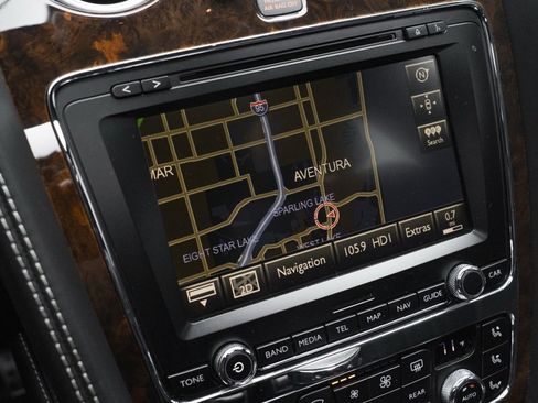 Used 2014 Bentley Flying Spur W12 image 29