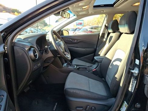 Used 2018 Hyundai Kona SEL w/ SEL Tech Package 02 image 16