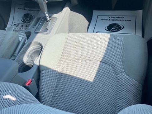 Used 2019 Nissan Frontier SV image 23